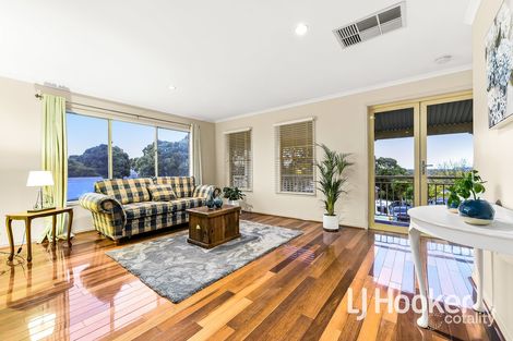 Property photo of 28 Sugar Bush Drive Lynbrook VIC 3975