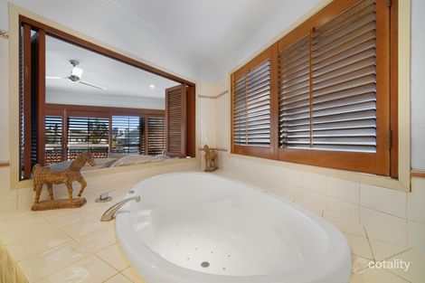 Property photo of 1/18 Alfred Street Mermaid Beach QLD 4218