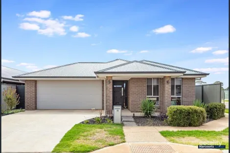Property photo of 18 Begonia Drive Eyre SA 5121