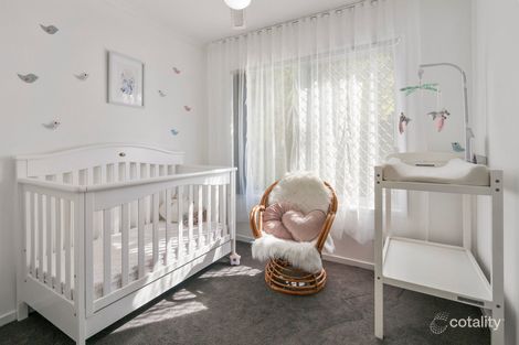 Property photo of 16 Stretton Drive Helensvale QLD 4212