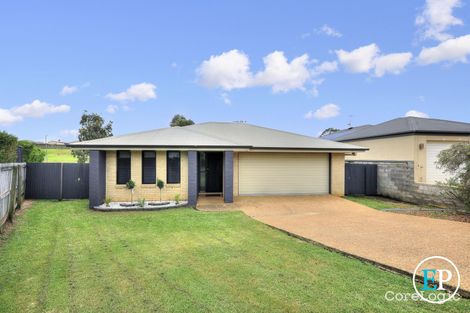 Property photo of 7 Villa Court Ashfield QLD 4670