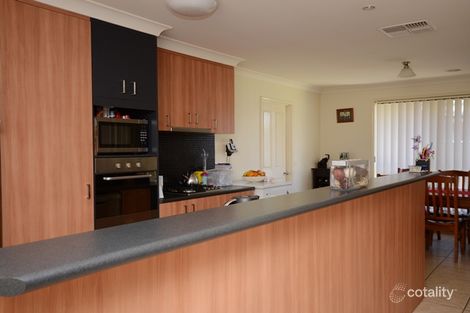 Property photo of 9 Dalbirra Place Springdale Heights NSW 2641