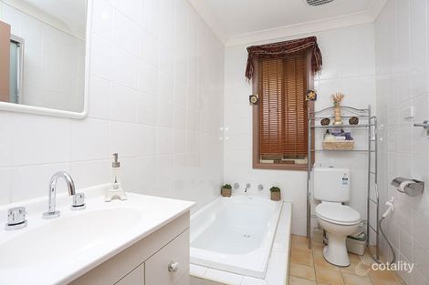 Property photo of 5 Huntley Place Cartwright NSW 2168