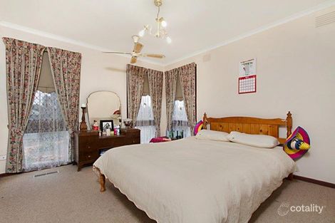 Property photo of 8 Stewarts Lane Sunbury VIC 3429