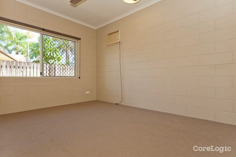 Property photo of 218 Robert Road Bentley Park QLD 4869