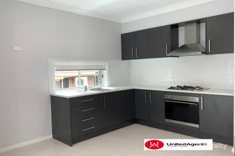 31 Kew Rd, Hoxton Park, NSW 2171