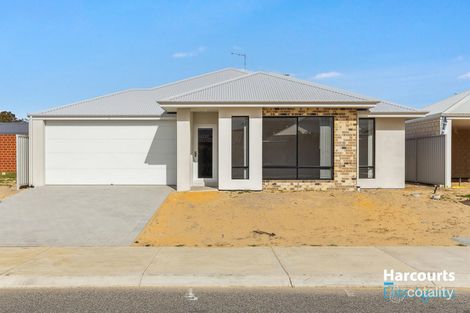 37 Lake St, Rockingham, WA 6168