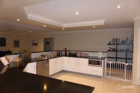 Property photo of 128 Laurimar Boulevard Doreen VIC 3754