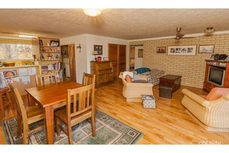 Property photo of 2/31 West Street The Range QLD 4700