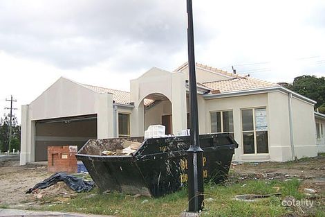 17 Schooner Ct, Burleigh Waters, QLD 4220