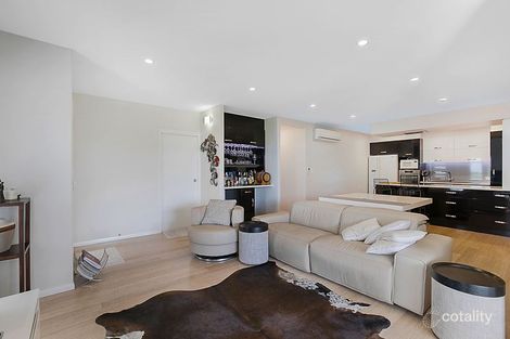 Property photo of 1/40 Brimblecombe Drive Middle Ridge QLD 4350