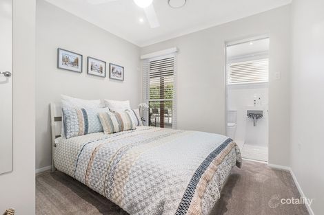 Property photo of 26 Creek Road Birkdale QLD 4159