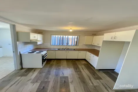 Property photo of 17 Yarran Circle Cobar NSW 2835