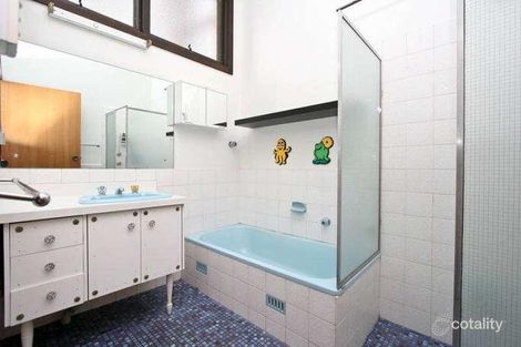 Property photo of 11 Oakland Street Para Hills SA 5096