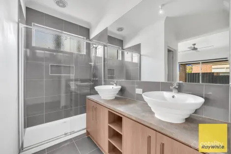 Property photo of 19 Tallinga Street Tarneit VIC 3029