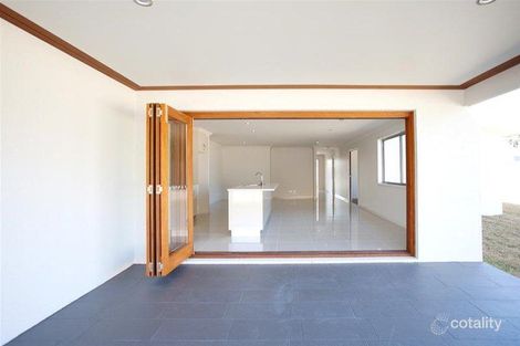 Property photo of 25 Bluff Road Emerald Beach NSW 2456