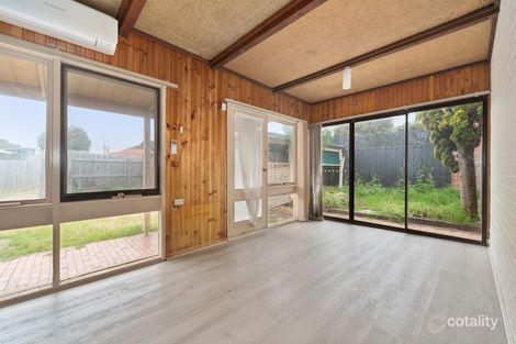 123 Railway Pde, Seaford, VIC 3198