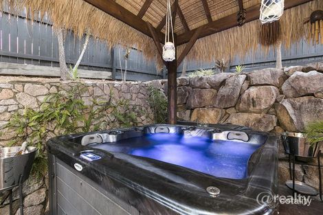 101 Saraband Dr, Eatons Hill, QLD 4037