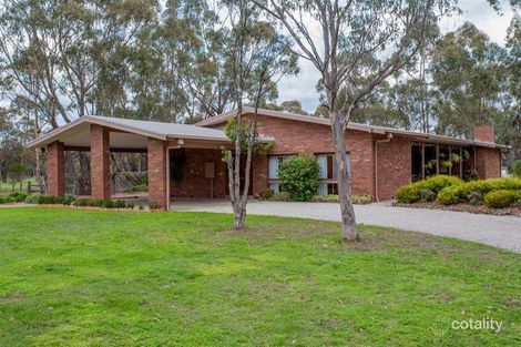 1 Clematis Ct, Long Forest, VIC 3340