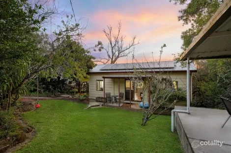 10 Parkes Cres, Faulconbridge, NSW 2776