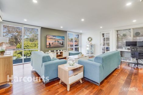 Property photo of 13 Brownlow Place Ambarvale NSW 2560