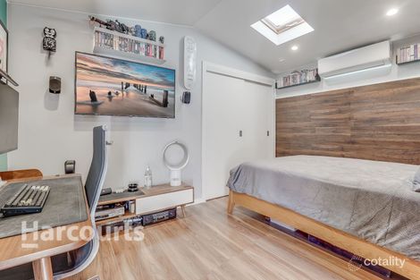 Property photo of 13 Brownlow Place Ambarvale NSW 2560