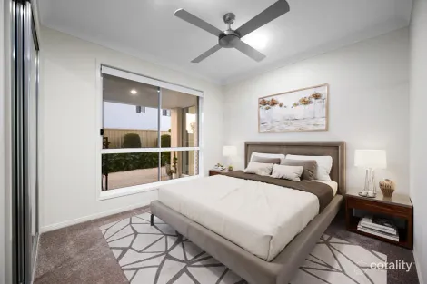 Property photo of 64 Tiger Drive Arundel QLD 4214
