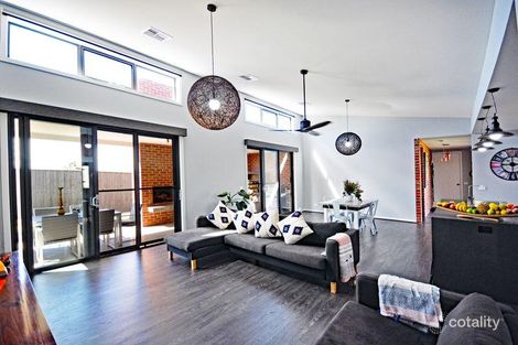Property photo of 23 Highland Way Warragul VIC 3820