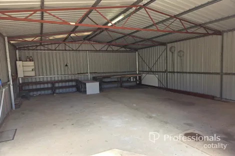 Property photo of 1 Lea Court Leschenault WA 6233