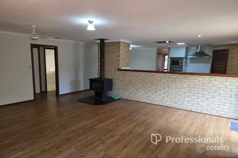 Property photo of 1 Lea Court Leschenault WA 6233