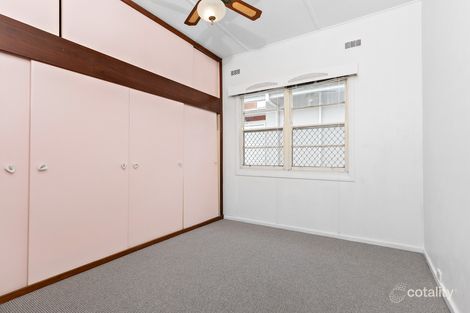 Property photo of 33 Collaroy Road New Lambton NSW 2305