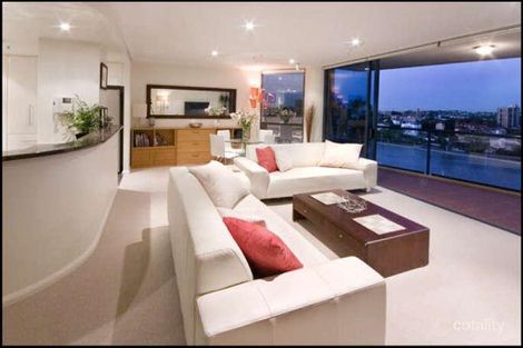 Property photo of 56/2 Goodwin Street Kangaroo Point QLD 4169