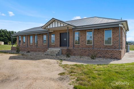 132 Degraves Mill Dr, Kyneton, VIC 3444