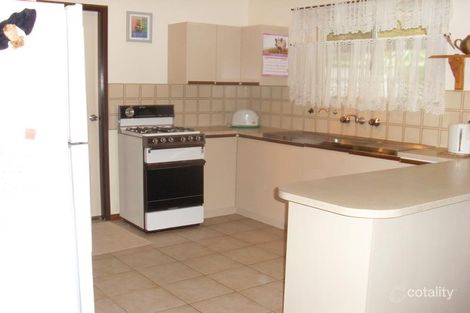 Property photo of 12 Otama Court Craigmore SA 5114