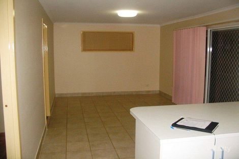 Property photo of 13 Leesa Court Highland Park QLD 4211