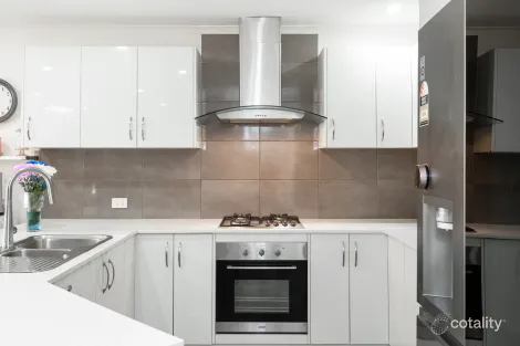 Property photo of 3 Van Leeuwen Drive Pooraka SA 5095