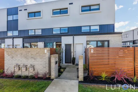 1-55 Seahorse St, Throsby, ACT 2914