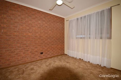 Property photo of 2/465 Bownds Street Lavington NSW 2641