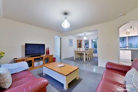 Property photo of 7 Honeyeater Crescent Flagstaff Hill SA 5159
