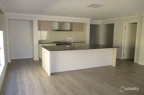 Property photo of 17 Cornhill Road Clyde North VIC 3978