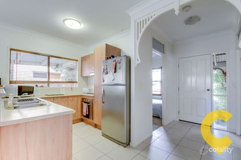 Property photo of 11 Nullarbor Circuit Forest Lake QLD 4078