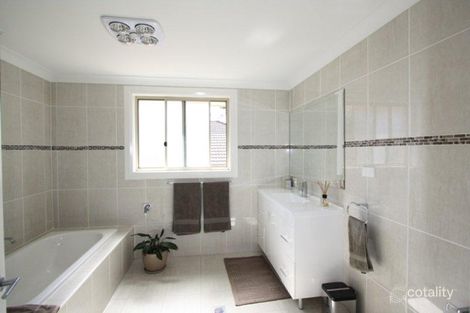 Property photo of 4 Meridian Close Belrose NSW 2085