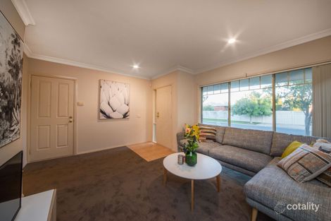 Property photo of 22 Macalister Place Pakenham VIC 3810