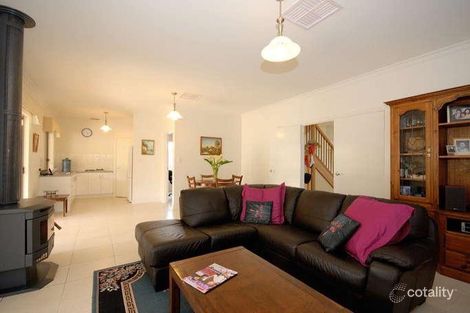 Property photo of 17 Norma Crescent Encounter Bay SA 5211