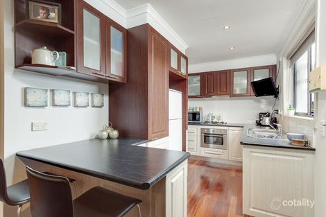 Property photo of 11/28 Lucerne Avenue Mornington VIC 3931