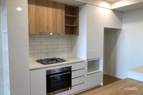 213/9 Commercial Rd, Caroline Springs, VIC 3023