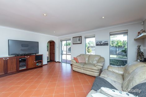 Property photo of 109 Warrandyte Drive Craigie WA 6025