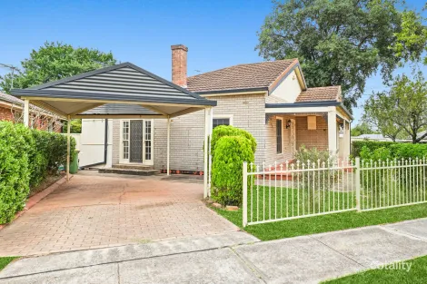 Property photo of 135 Tompson Road Panania NSW 2213