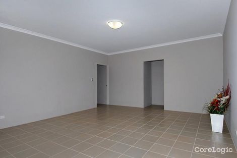 Property photo of 13 Horsham Crescent Harrisdale WA 6112