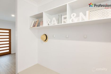 Property photo of 16 Cunjegong Loop Gobbagombalin NSW 2650